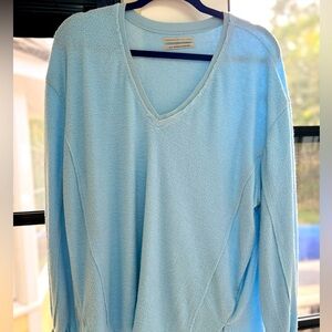 Urban Outfitters medium light sweater top; oversized; EUC